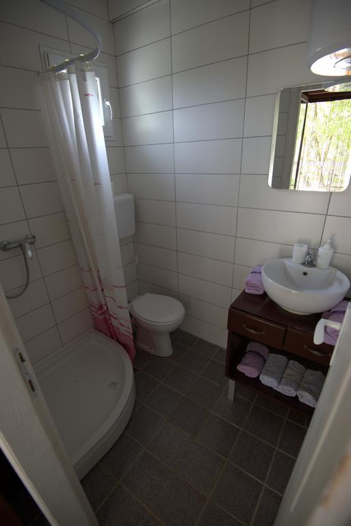 Apartment Honey And Milk Vrdnik Zewnętrze zdjęcie